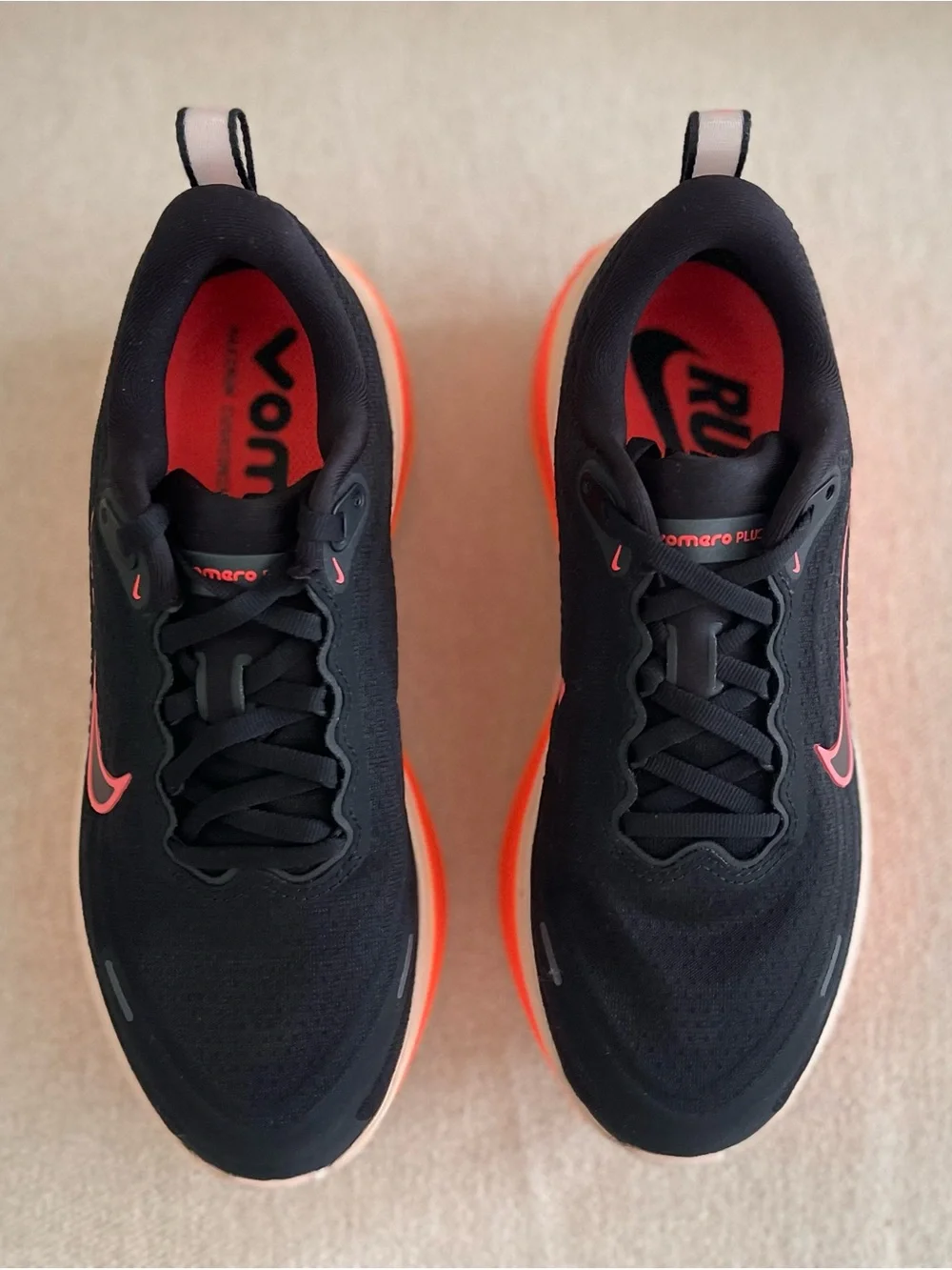 Size 7.5 - Nike W Vomero Plus Black Hot Lava Washed Coral HV8154-010 Women's NEW